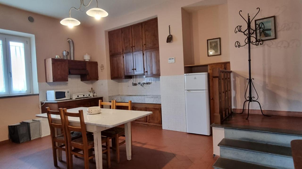 Agriturismo La Corte ปิสโตยา ภายนอก รูปภาพ